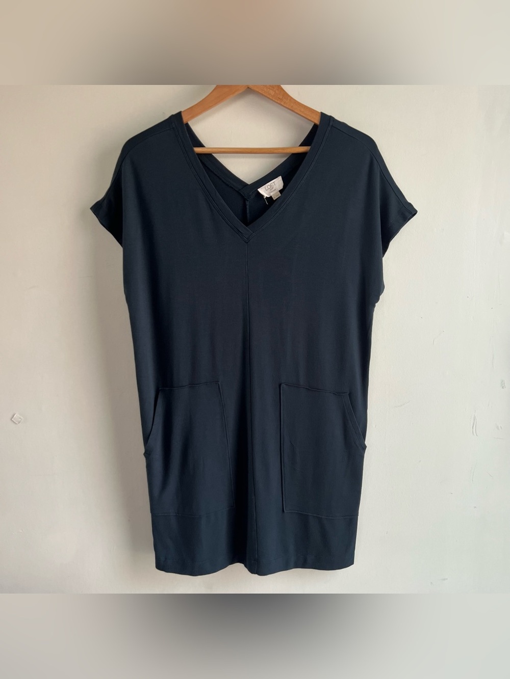 LOFT V-Neck‎ Pocket Dress